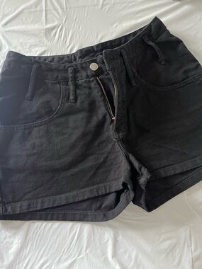 Women's Black Denim Jean Shorts - Casual Mid-Rise